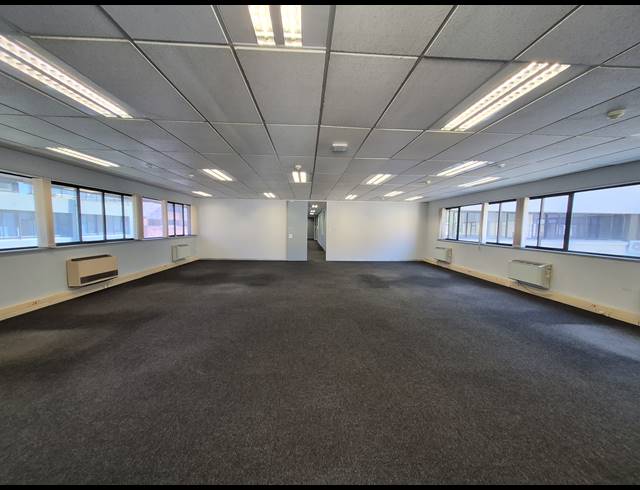 322M² OFFICE TO LET IN SANDTON CENTRAL